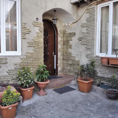 Lea Guest House