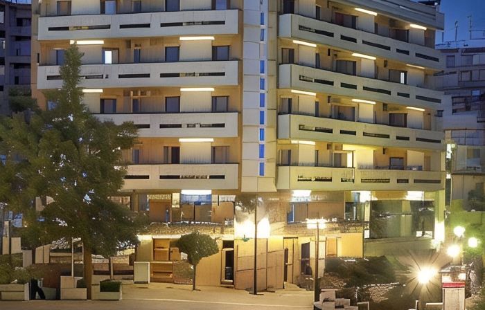 Hotel Samaras