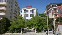 Sanremo Hotel Restorant - Airport Shuttle