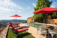 Modern Italian Villa with Infinity Pool & Panoramic Views - Villas