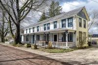 The Riverside - Stay on the River - 15 minutes to Deep Creek and Wisp!