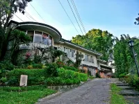 Mountain Lodge Hotel and Restaurant - Inns