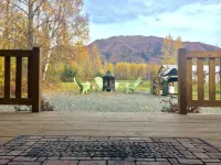 Welcome to the Fiddle Creek Cabin near Hatcher Pass, Alaska Hotels in Fishhook