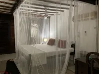 Queen K Cottages Watamu at Chrystal Homes - Balkoner