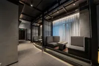 Xueting Songluange Hot Spring Courtyard Homestay  (Yanji Folk Custom Park Branch)