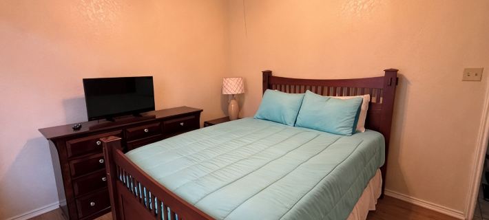 Spacious Home w/Large Backyard Hotels in Killeen
