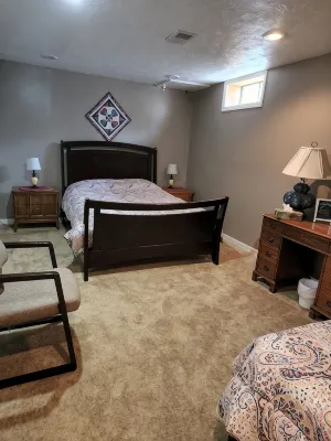 3-bedroom apartment in marvelous Goshen with WiFi, AC