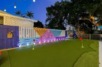 Family Retreat Sleeps 11, Heated Pool, Mini Golf, Kayak Experience, Waterfront - 4-Star