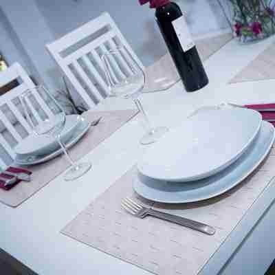Apartment Nera Dining/Meeting Rooms