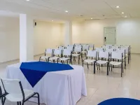 太陽廣場飯店 埃莫西約住宿飯店