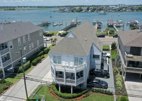 Soundfront on Banks Channel with private pier and boat slips