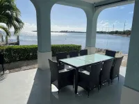 Oceanfront Oasis 3-bedroom house on private Island. Marathon FL - 4-Star