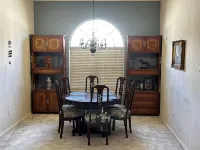 Charming 3-bedroom 3-bathroom house in lovely Lubbock with WiFi, AC - ジャグジー