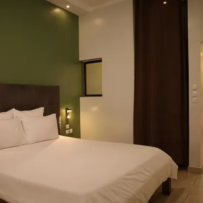 Au Bord de l'Eau Hotels near National Museum