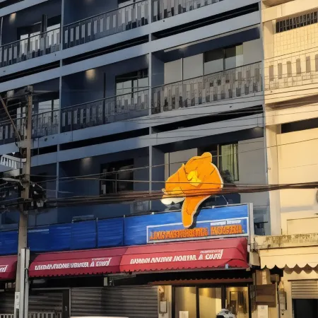 LHONG KRUNG HOSTEL Отели рядом с достопримечательностью «Школа Суан Кураб»