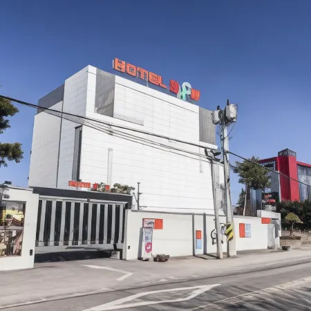 Yangpyeong Show Hotel Отели рядом с достопримечательностью «Галерея Shigan Toki»