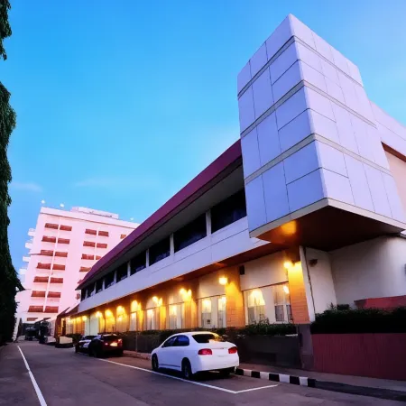 NAN Chao Hotel
