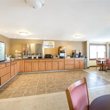 Spark by Hilton Portland Airport Maine Mall