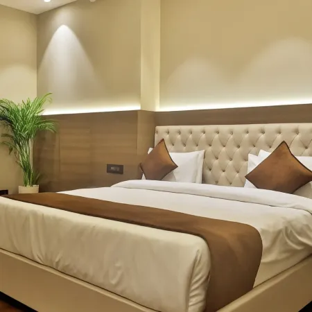 Hotel Kant Palace