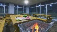 Janghohang J Story Spa Pension - Balkon