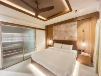 Holiday Village - Resorts