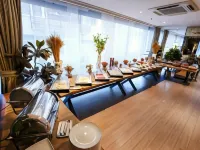 Broyt Hotel Hotels near جادة بغداد