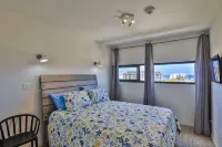 Oceanview 2BR-walking distance to Mullet bay Beach