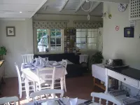 Nutmeg Guest House - breakfast