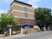 Lloyds Serviced Apartments, Near Music Academy