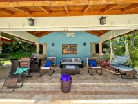 Luxury Villa w/ pool and jacuzzi! - chambre d’hôtes