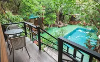 De Wiang Kum Kam - Pools