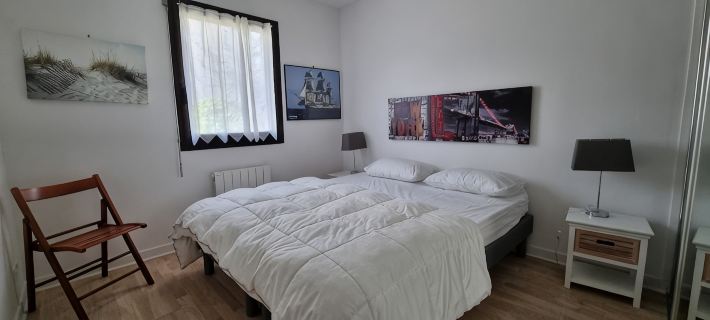Beautiful renovated apartment with sea view in the center of Concarneau Hotels in Concarneau