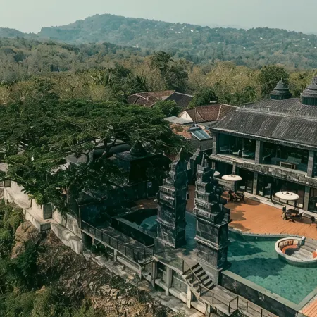 Candhari Heaven Suite Villa
