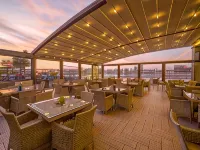 Golden Tulip Al Khobar Suites Hotel in zona Centro Commerciale Oasis Mall