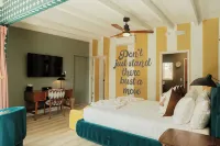 Mod Retreat in Vibrant Palm Springs -  Holiday Villas