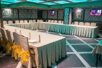 Makhall Hotel - 送迎