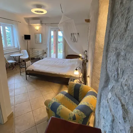Very Nice Detached Country House Topaz Near Porec, Climate, 5 Min. to the Sea