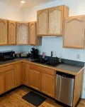 Historic Main Street private 2 bedroom apartment with views and all amenities. - 2 étoiles