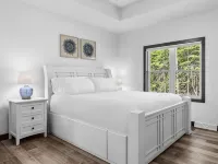 New, charming custom home, 7 minute walk to the beach