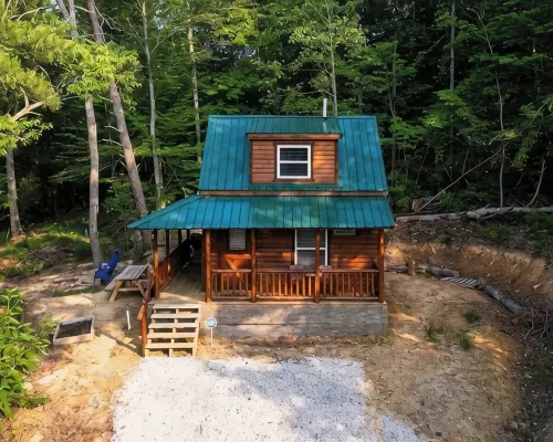 Cozy Couples Cabin Near Red River Gorge and Hollerwood Hotels in Powell County