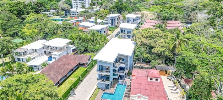 Brand New Luxury Spacious 12 Bedroom Ocean Front Luxury Villa South Jaco. Ξενοδοχεία στην πόλη Jaco