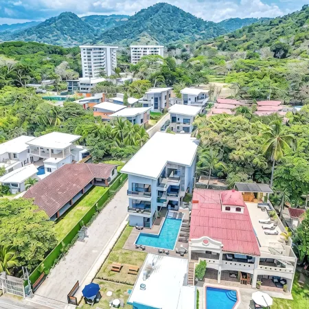 Brand New Luxury Spacious 12 Bedroom Ocean Front Luxury Villa South Jaco.