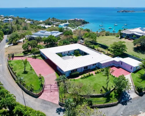 Exquisite Courtyard Villa on St. Thomas East End / Ocean Views + Modern Comfort Hotels in Nazareth