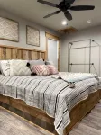ON THE ROCKS is the place to be!!! A new spacious cabin & fully stocked! - Boutique