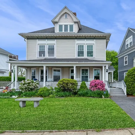3BR Oceanview Townhouse on Boulevard I Walk to downtown l Sleeps 8