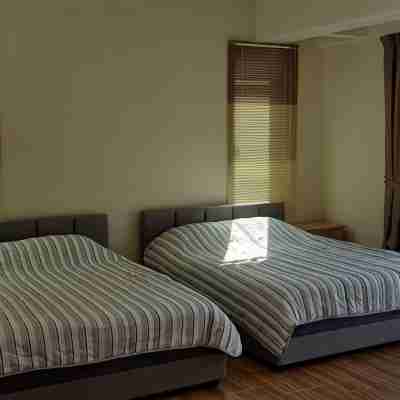 Greenlane98 @ 4Rooms / 5 Bathroom / 21 Pax Rooms