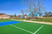 Ultimate Family River Retreat: Pickleball, Pool Table & Private Water Access - 4-Star