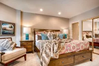 Summer Favorite_Peak 9_Village at Breck Resort_2 Blk to Main St/Pool & Hot Tubs+ - breakfast