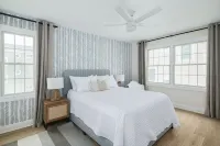 Beach Block • Sleeps 16 • Free Parking • Perfect for Groups - balcony
