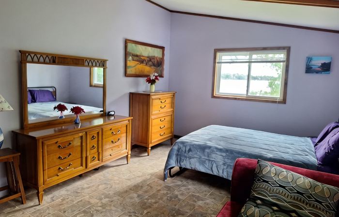 Lake Buffalo home, large lot, pet friendly